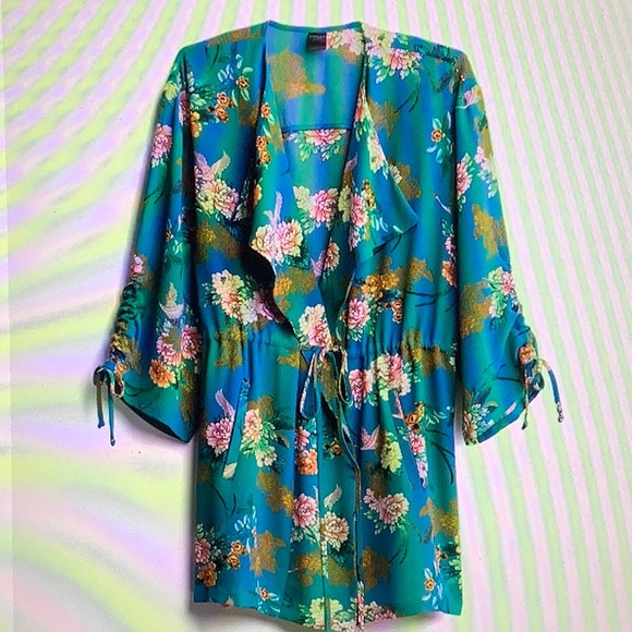 Madison Lilly layering kimono 2X - Picture 10 of 10